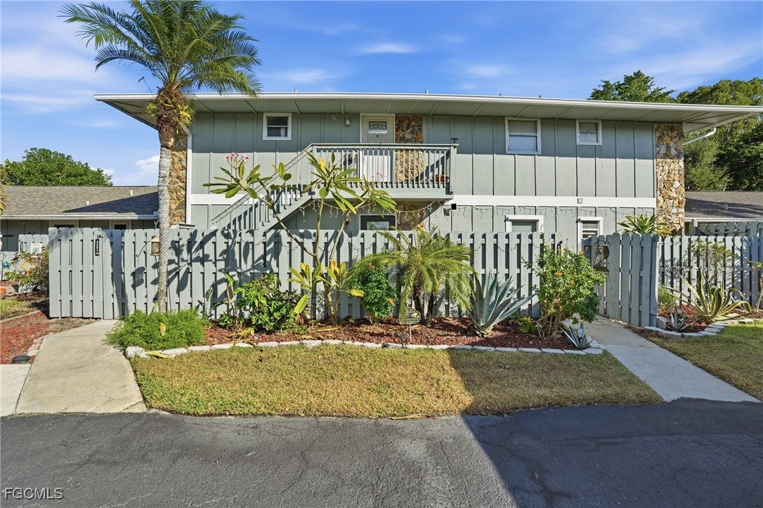 4251 Island Circle 7 — photo