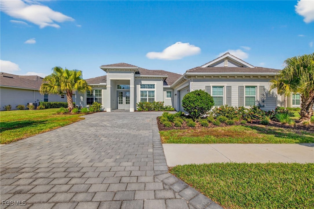 5825 Carnoustie Court — photo