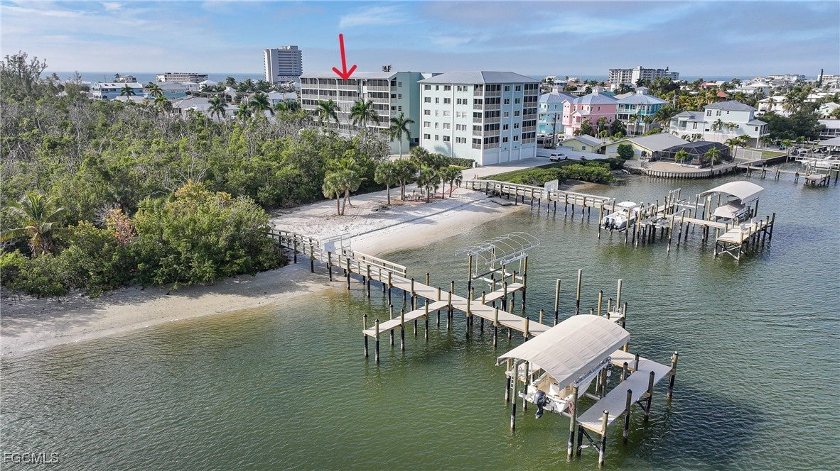 345 Mango Street 604 — photo
