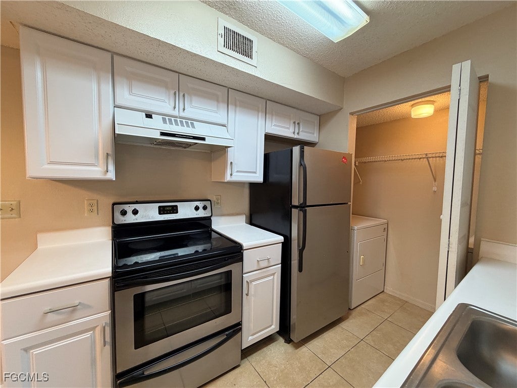 12561 Equestrian Circle 804 — photo