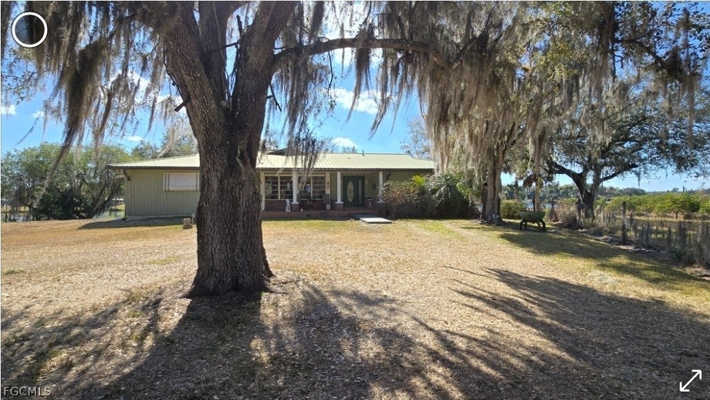 1209 County Rd 78 — photo