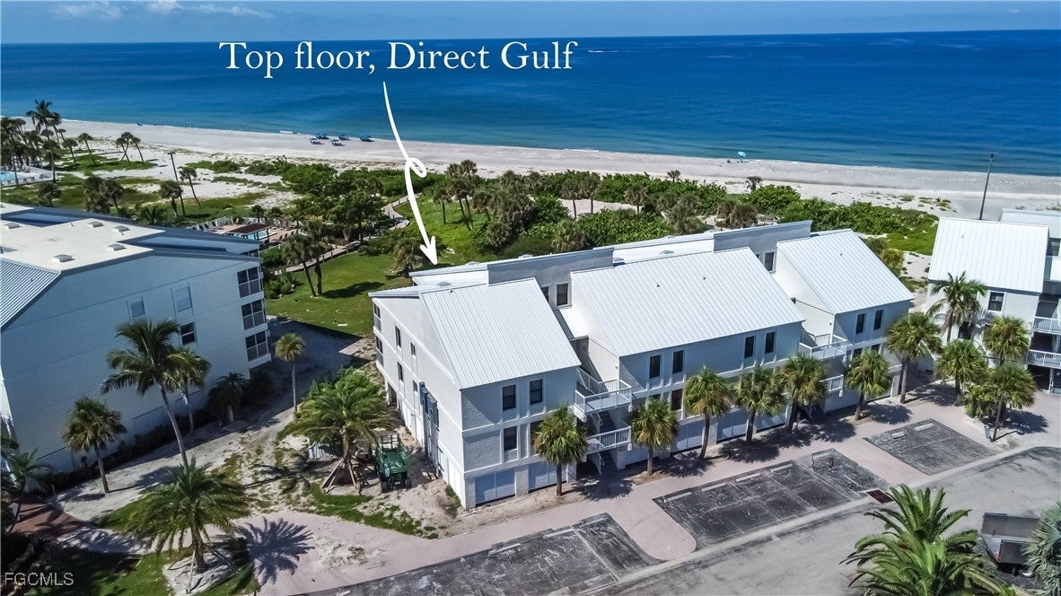 2122 Gulf Beach Villas — photo