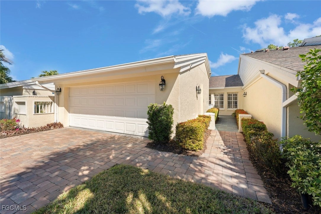 15667 Carriedale Lane — photo