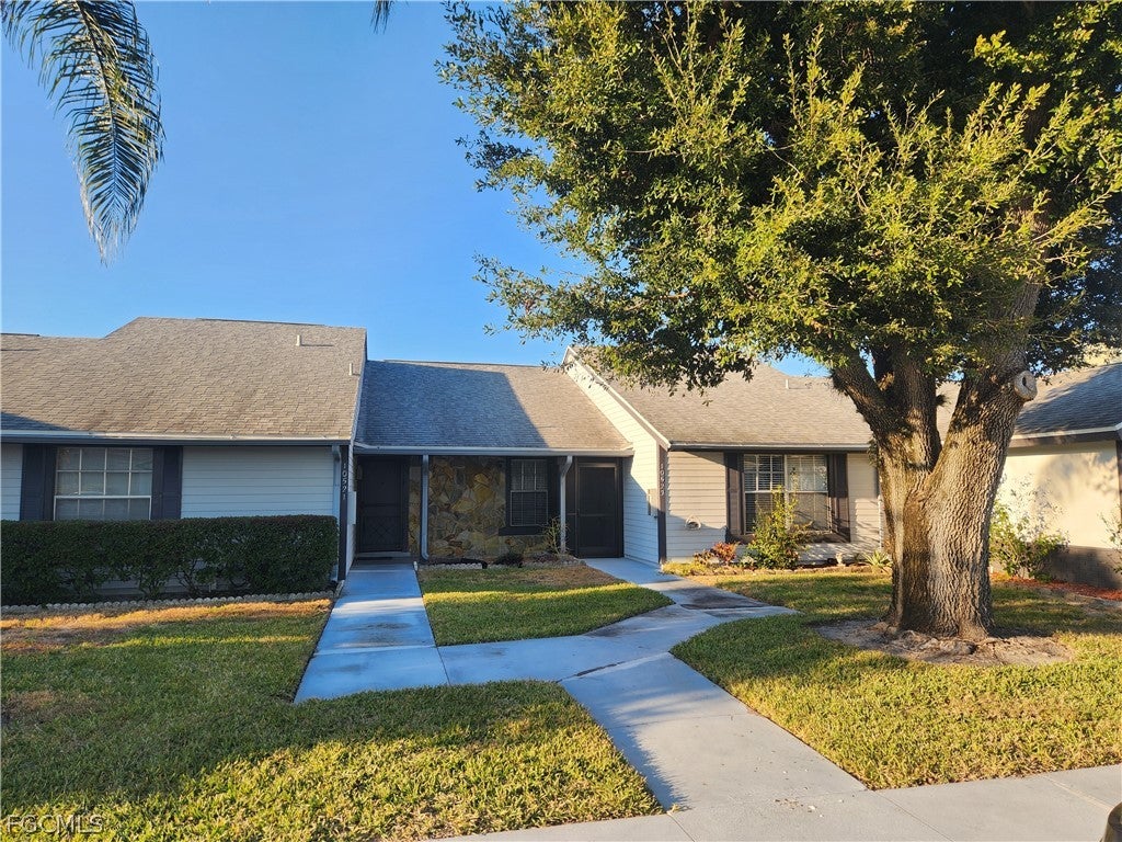 10521 Putnam Court — photo