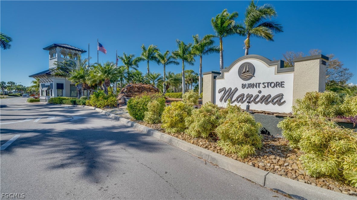 3181 Matecumbe Key Road 4 — photo
