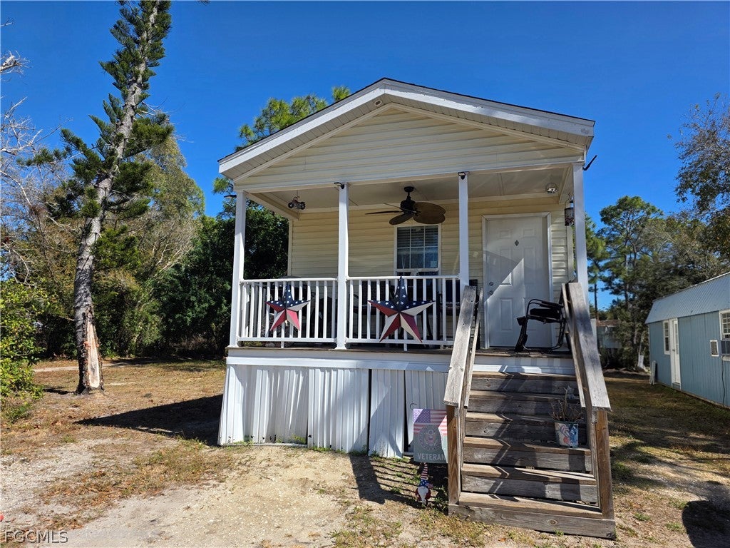 8085 Hart Drive — photo
