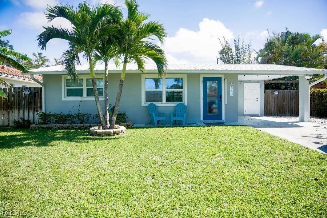 560 E Valley Drive — photo