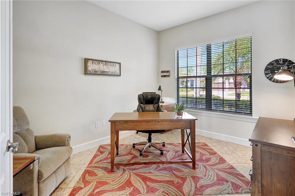 10879 Rutherford Rd, Fort Myers, FL 33913 — photo 3