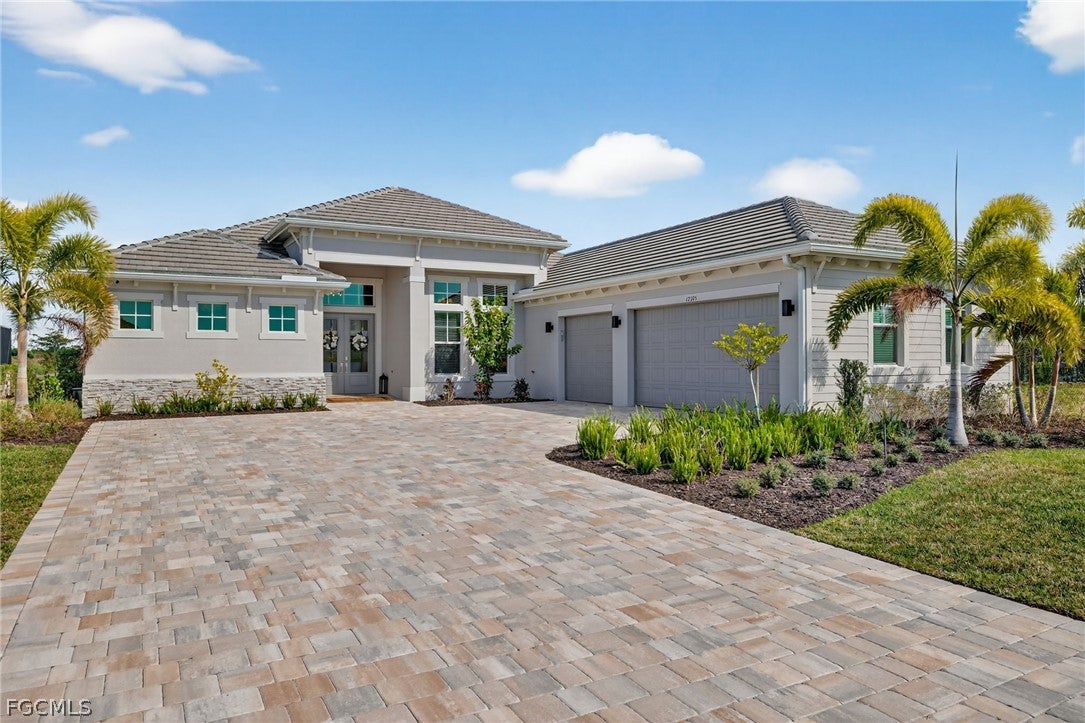 17395 Blue Sapphire Drive — photo