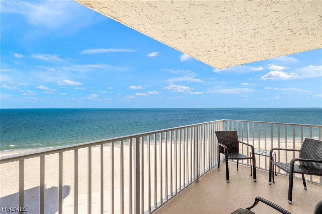 7360 Estero Boulevard Ph5 — photo