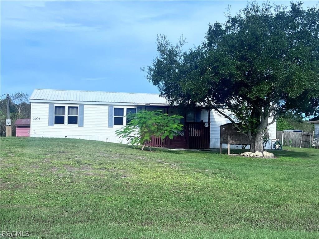 3704 Dustin Drive — photo
