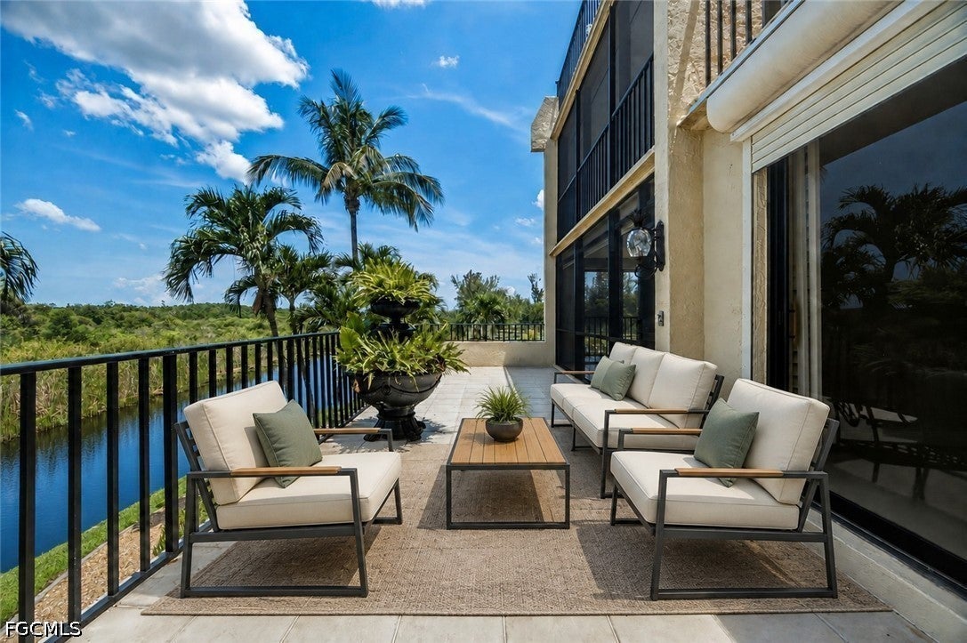 7129 Lakeridge View Court 104 — photo