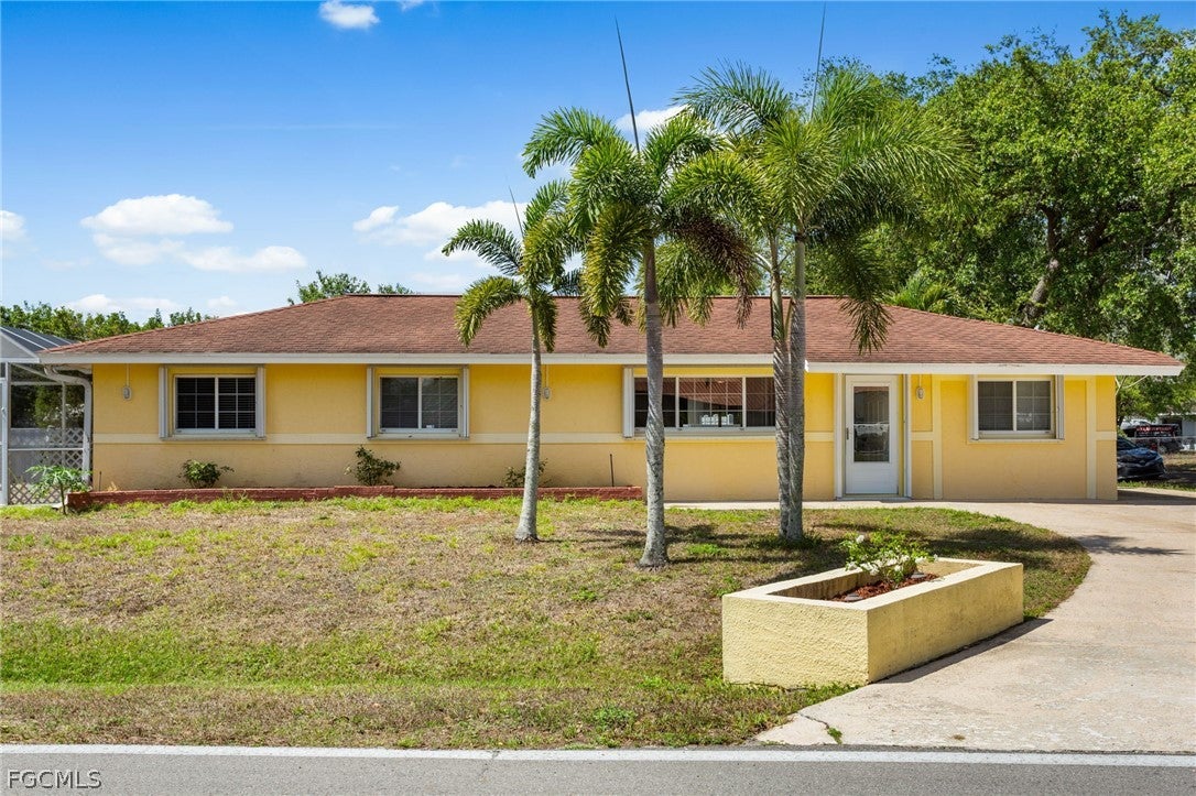 2803 W Cypress Avenue — photo