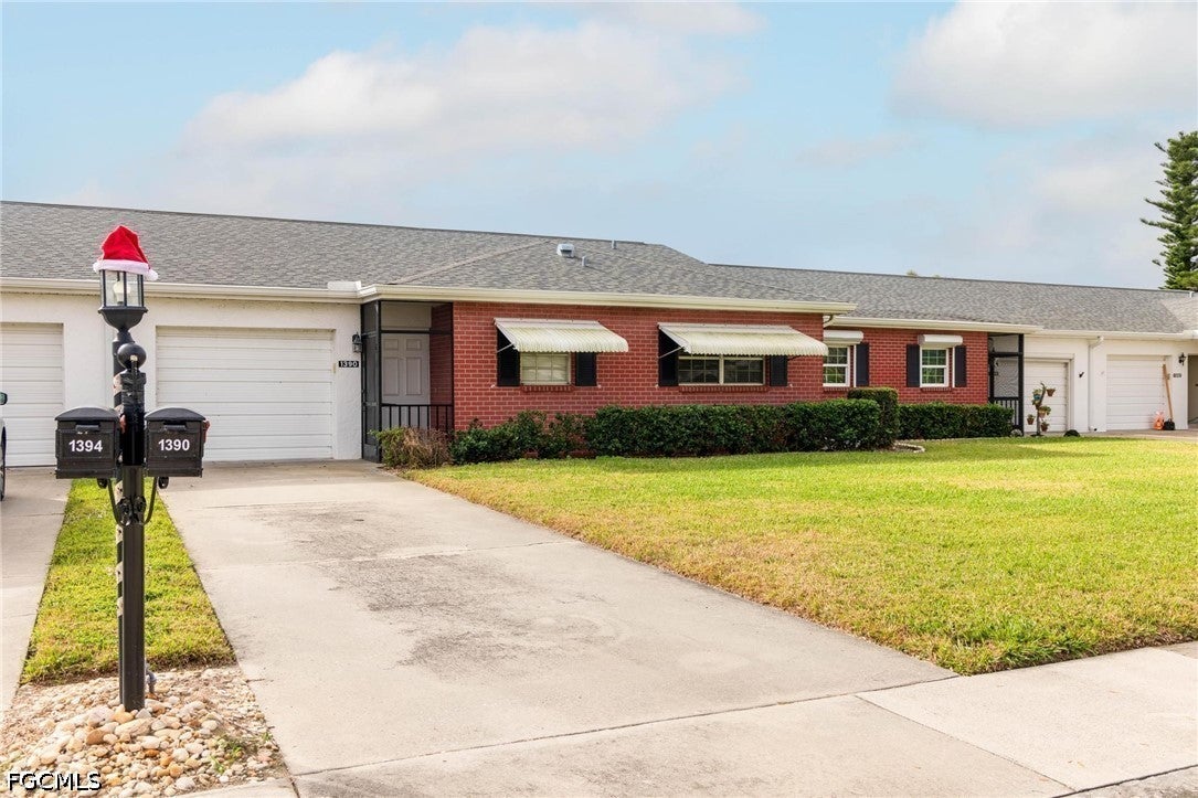 1390 Myerlee Country Club Boulevard — photo