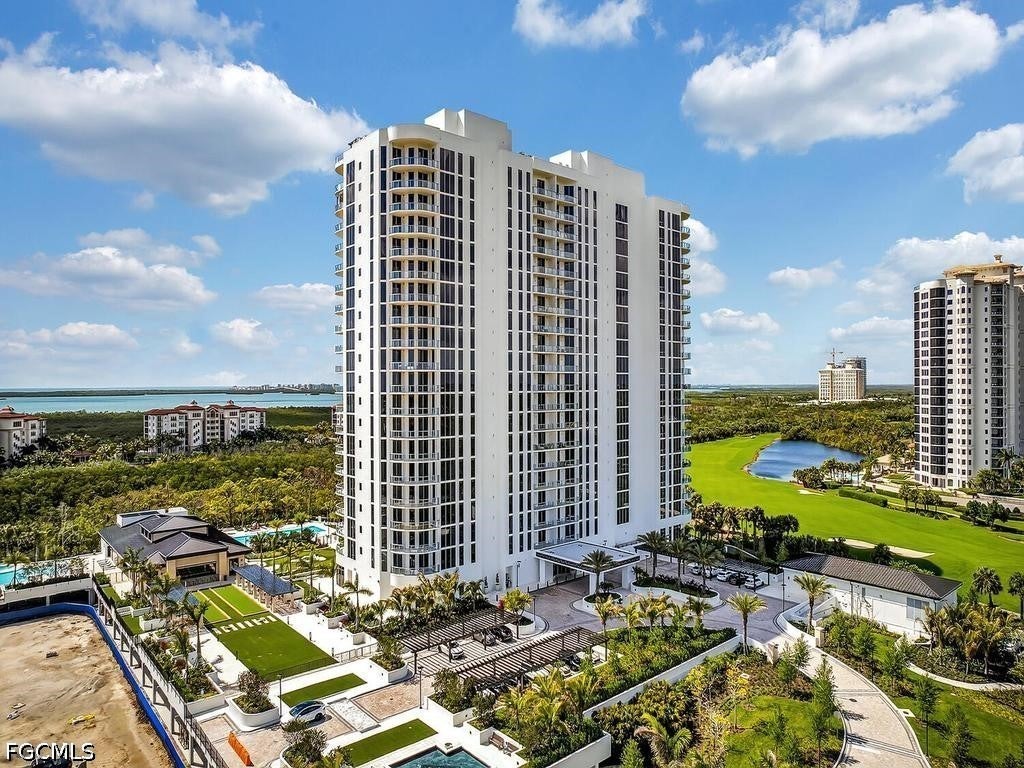 4810 Pelican Colony Boulevard 304 — photo