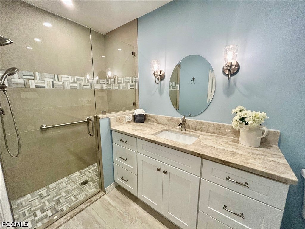 8076 Queen Palm Lane 412 — photo