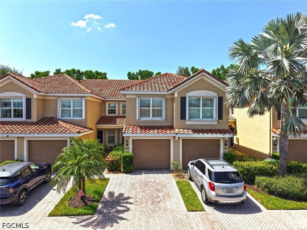 9060 Triangle Palm Lane 1206 — photo