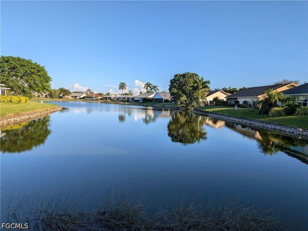 104 Fleur De Lis Lane — photo