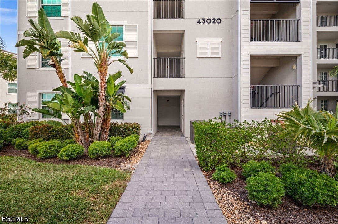 43020 Greenway Boulevard 312 — photo