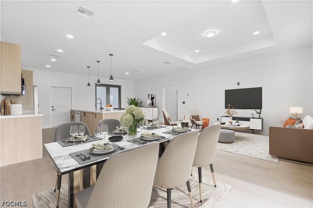 8033 Oakleaf Circle — photo