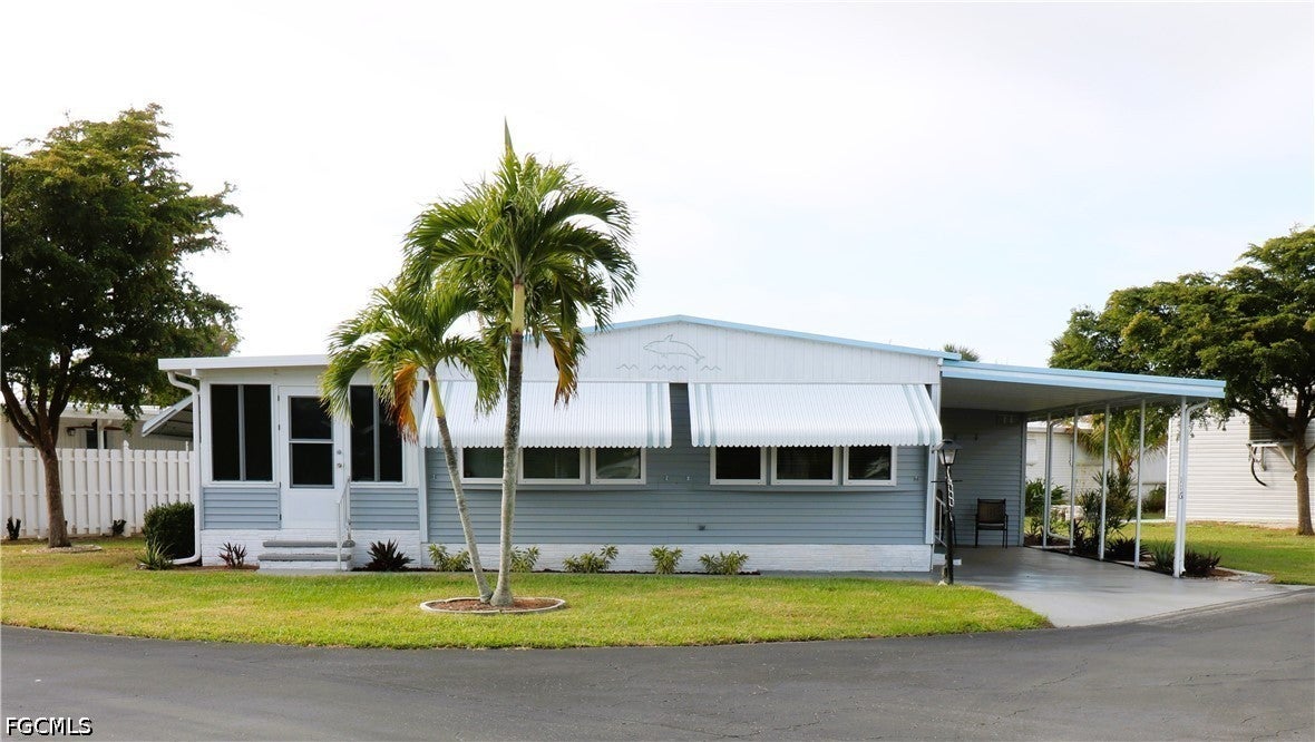 116 Coachlight Drive — photo