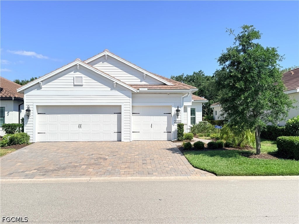 3050 Heritage Pines Drive — photo