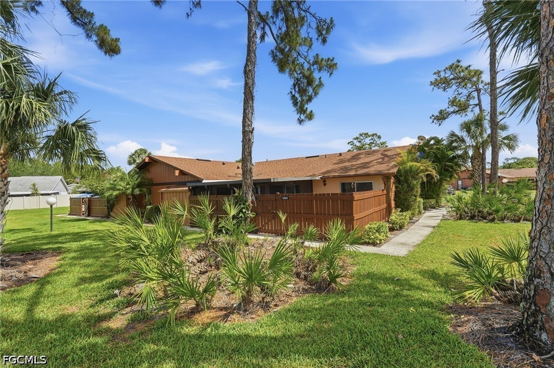 5563 Foxlake Drive — photo