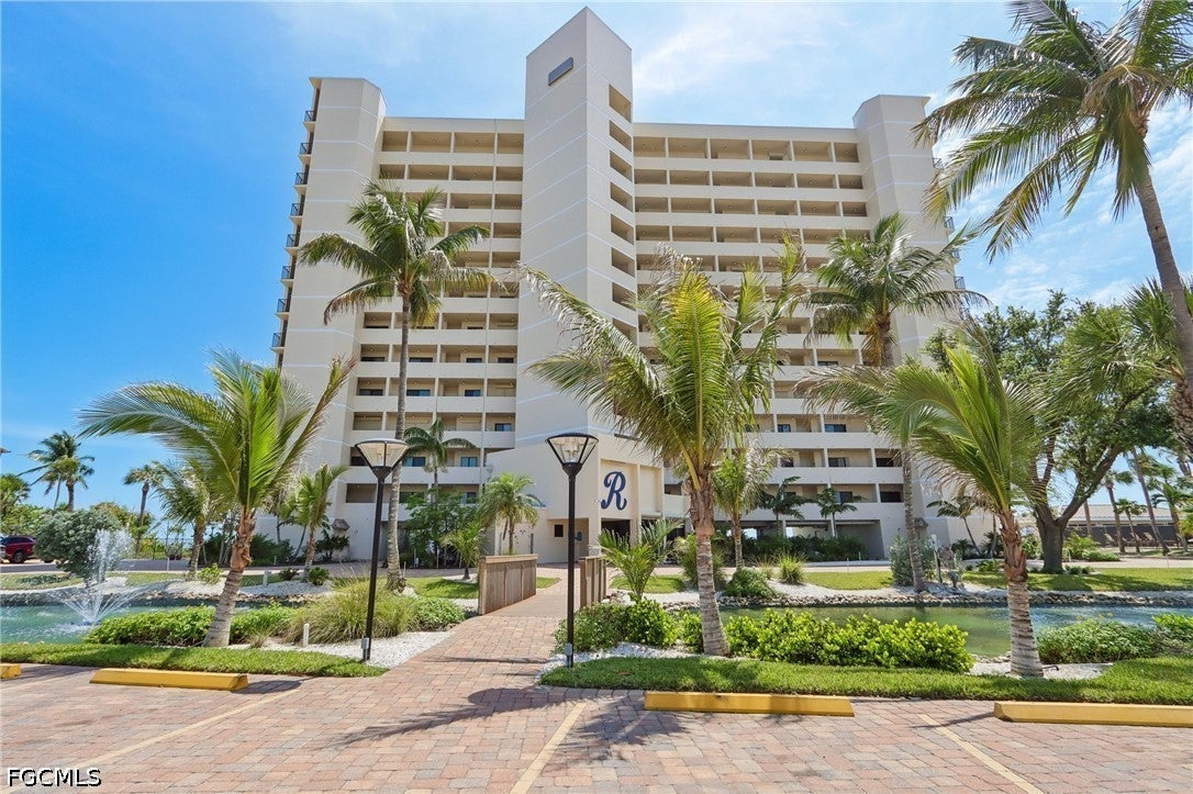 7500 Estero Boulevard 102 — photo