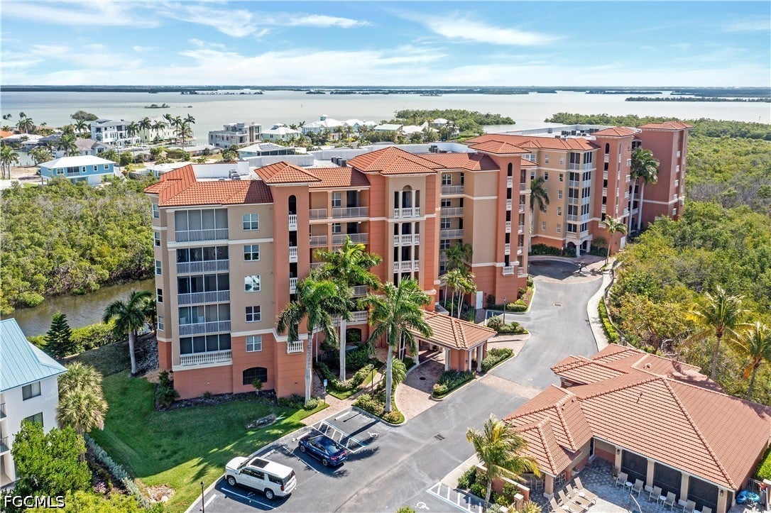 22628 Island Pines Way 1303 — photo