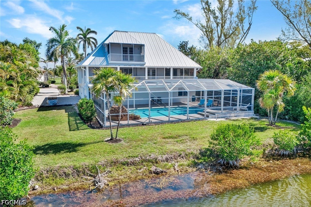 9007 Mockingbird Drive — photo