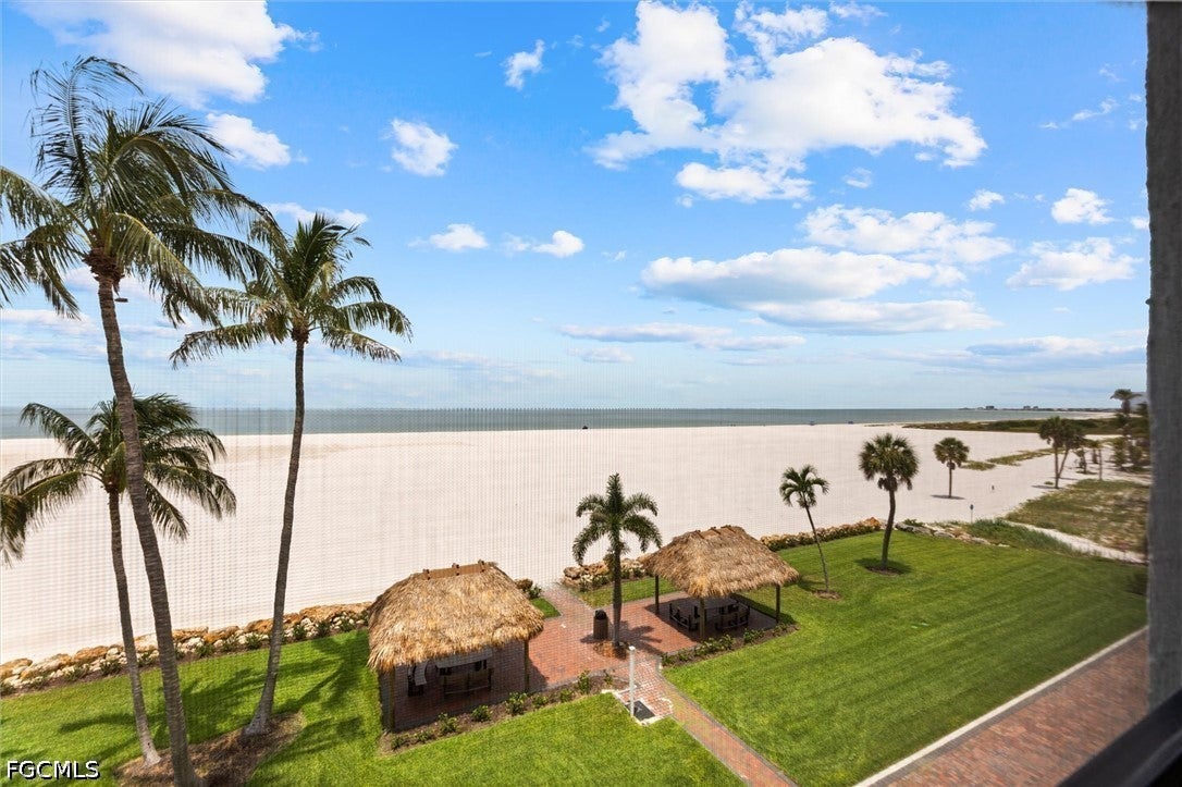 6400 Estero Boulevard 301 — photo