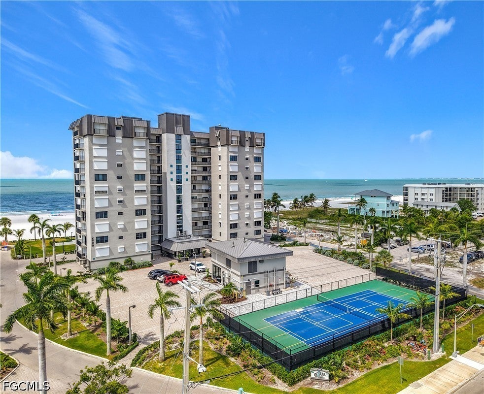 2800 Estero Boulevard Ph3 — photo