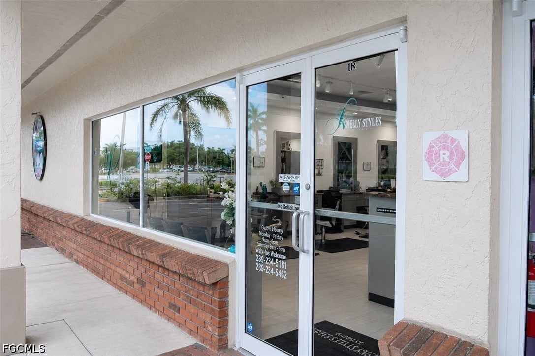 Home in Naples, FL 34108 — photo 3
