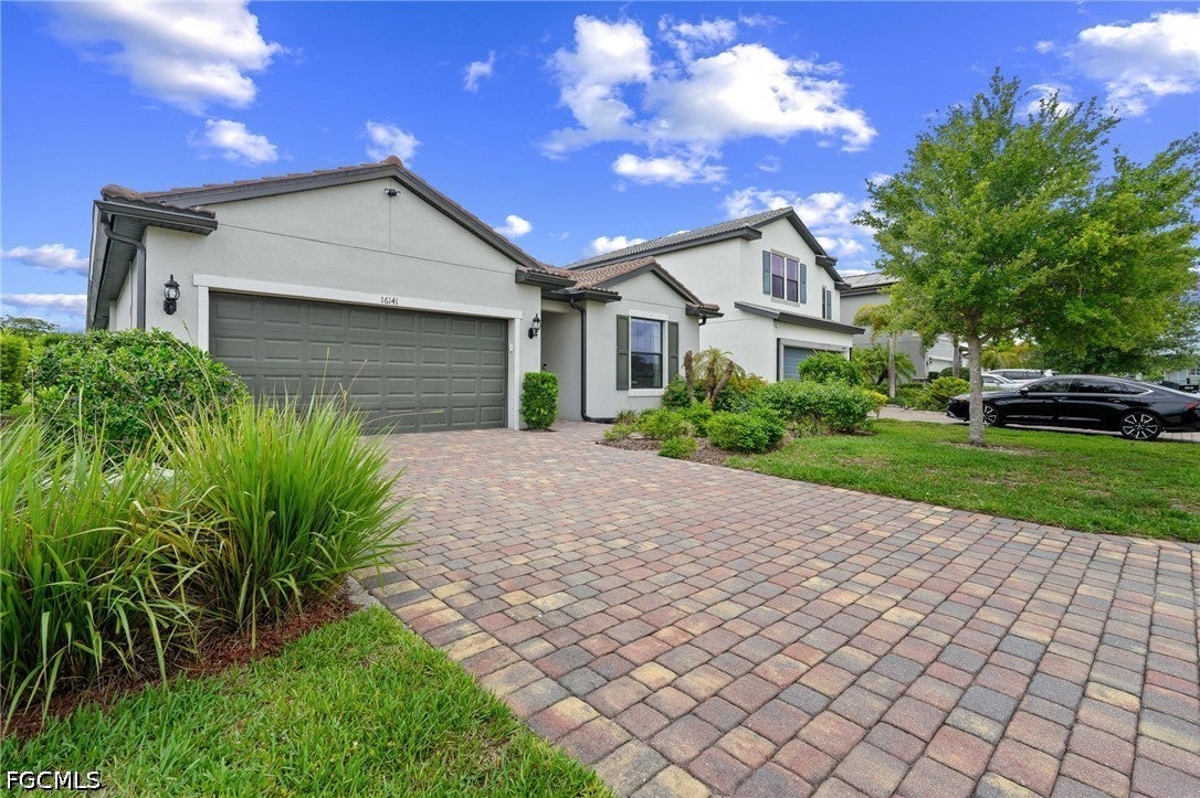 16141 Palmetto Prairie Drive — photo