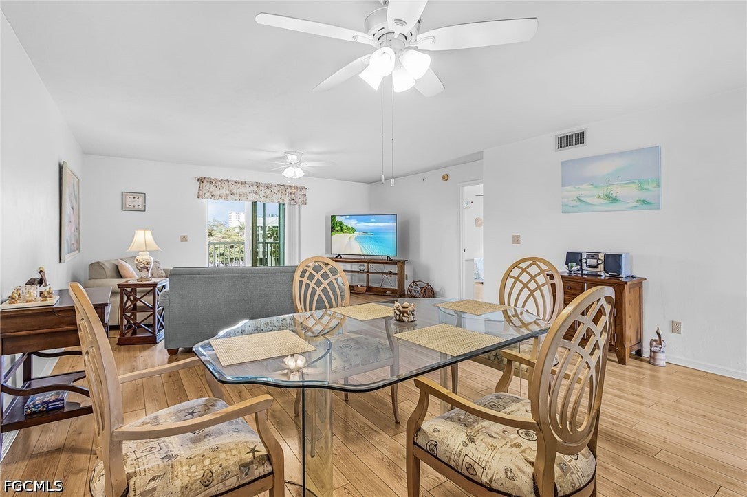 4591 Bay Beach Lane 393 — photo