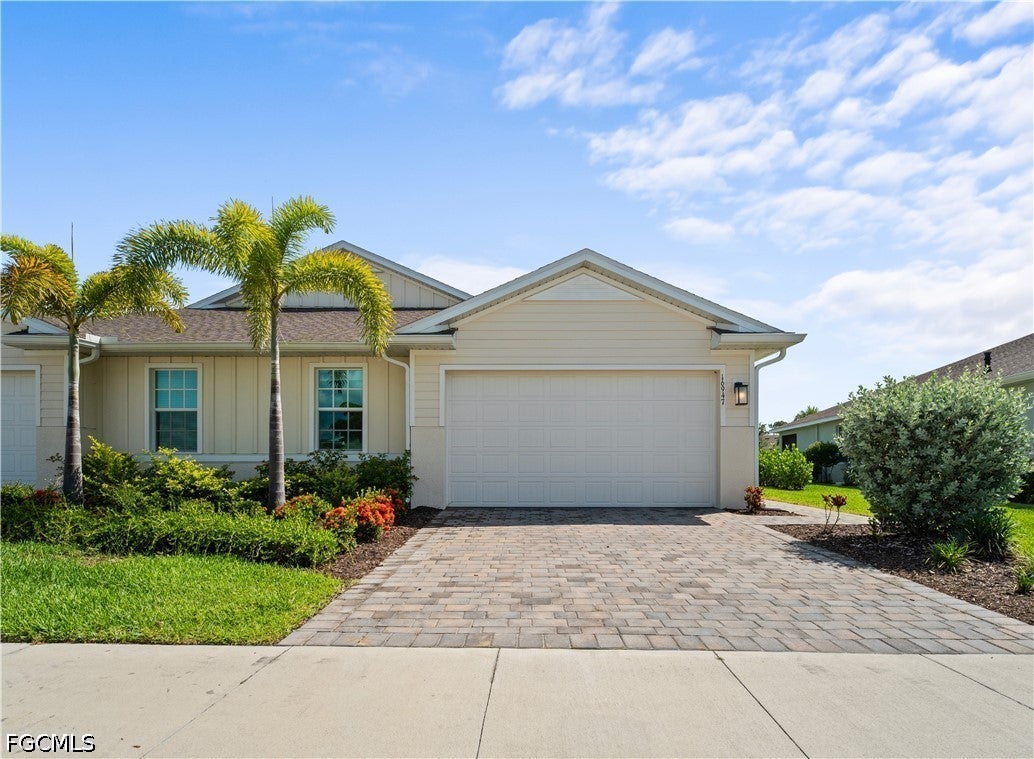 16947 Hawk Court — photo