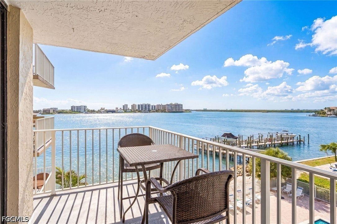 8701 Estero Boulevard 304 — photo