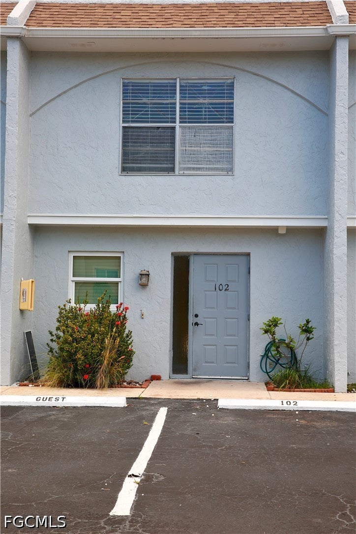 1123 SW 48th Terrace 102 — photo