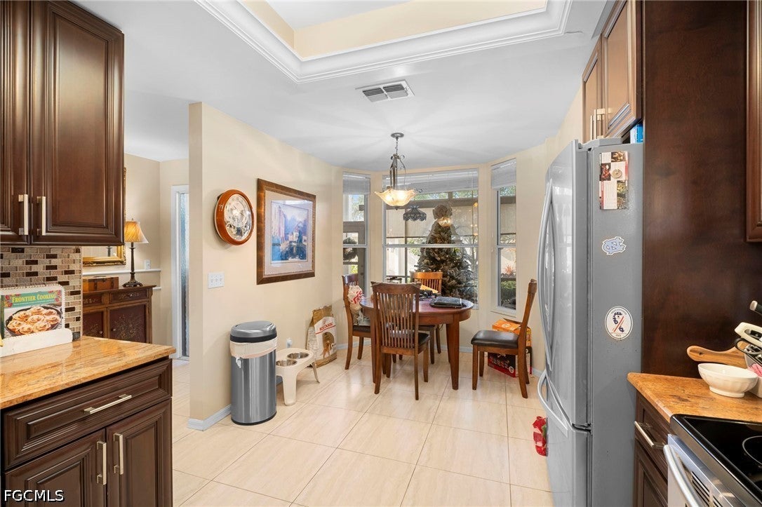 Home in Fort Myers, FL 33912 — photo 3