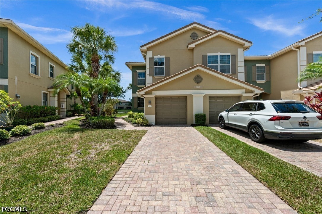 3231 Cottonwood Bend 301 — photo