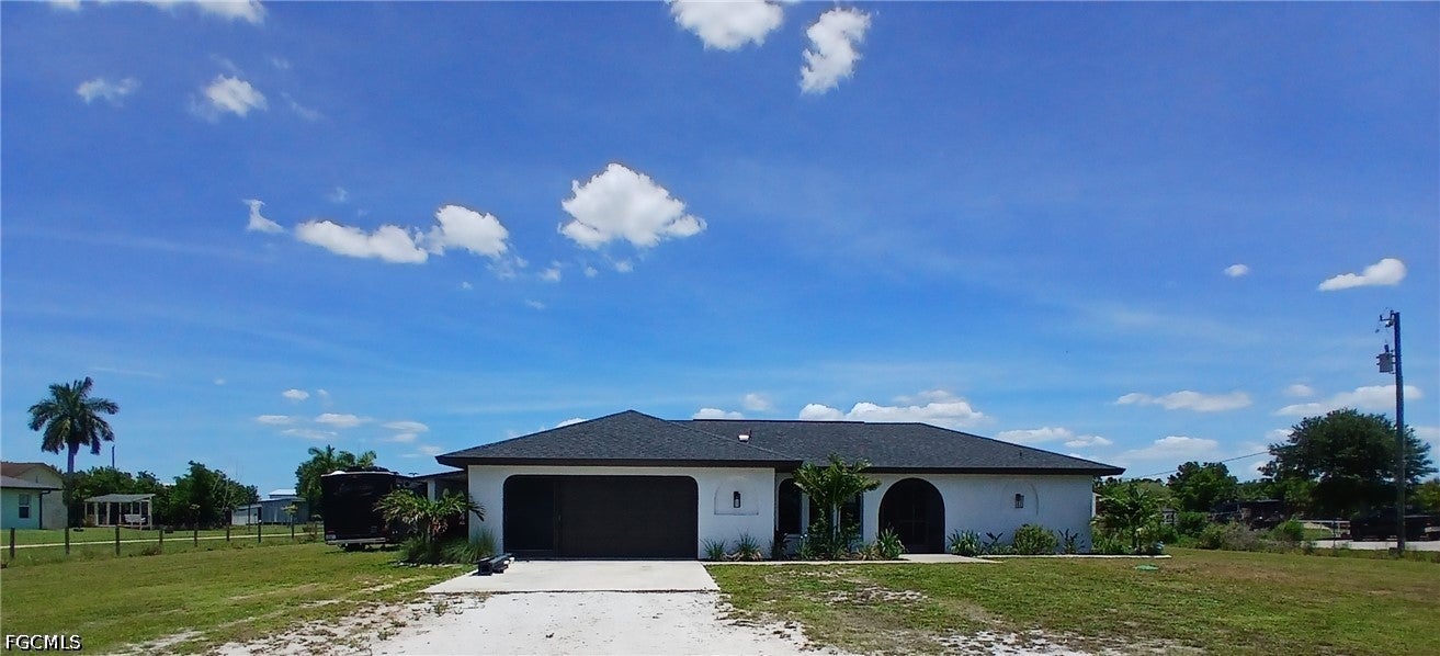 11300 Bridle Lane — photo