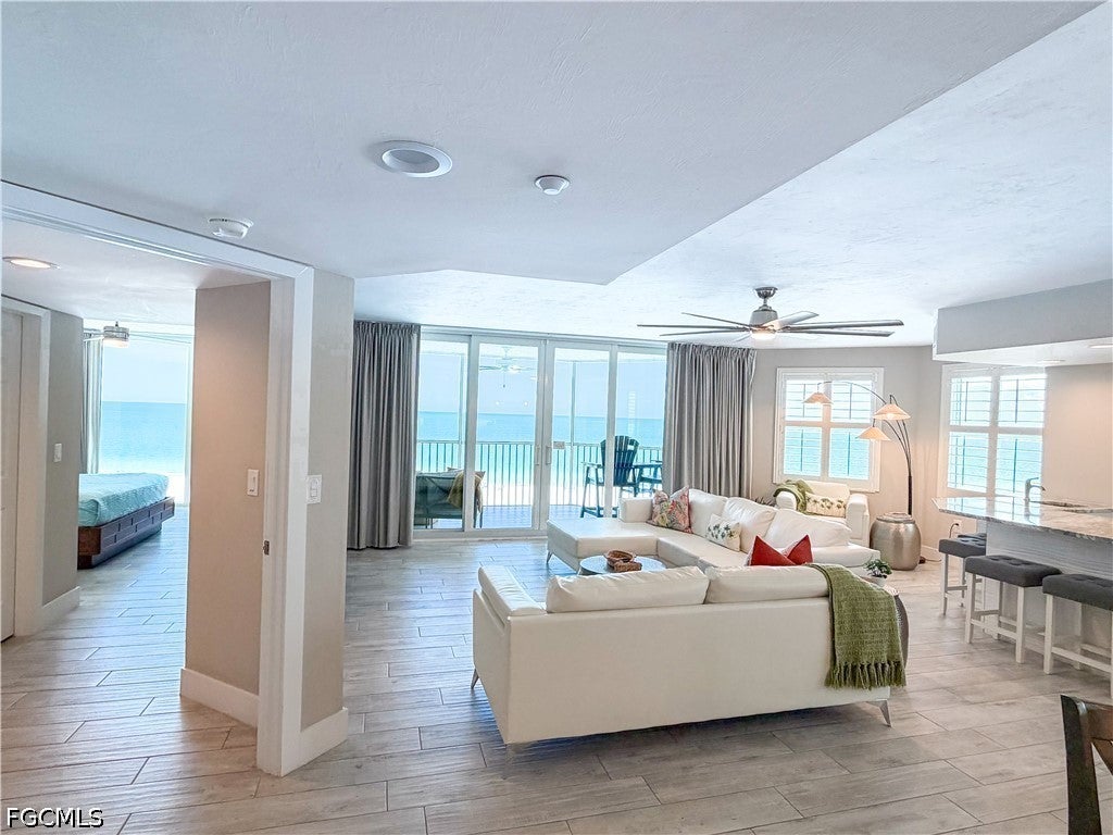 6620 Estero Boulevard 1006 — photo