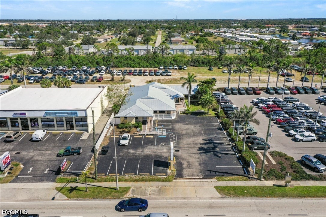 1900 Tamiami Trail C — photo