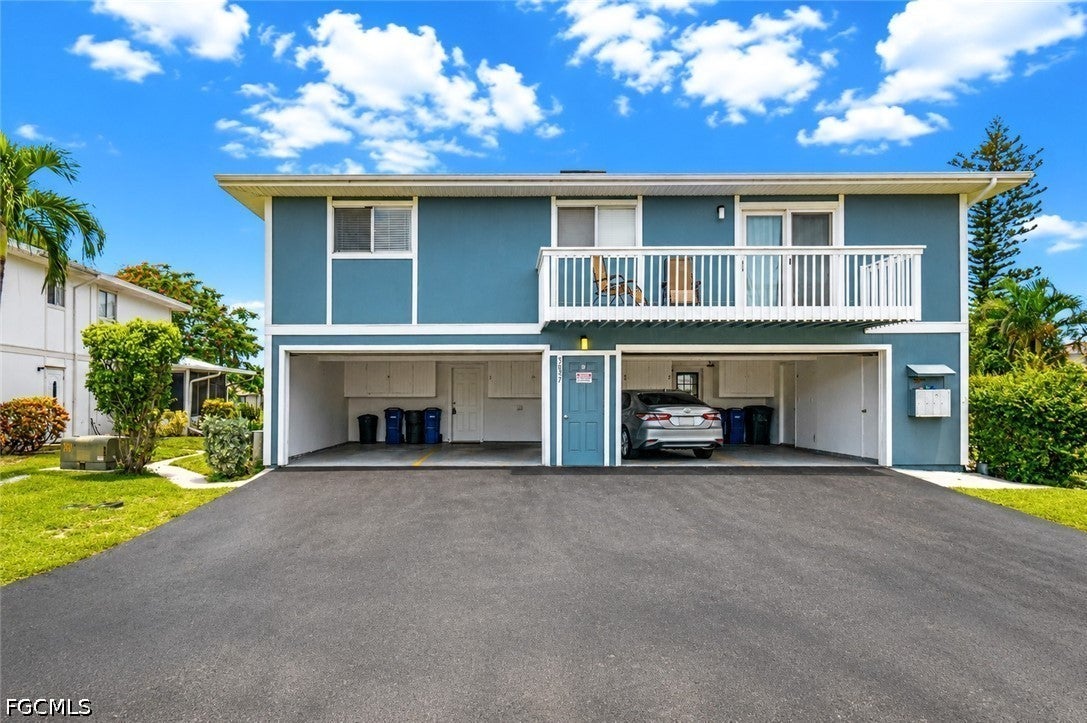 5837 Queen Elizabeth Way 3 — photo