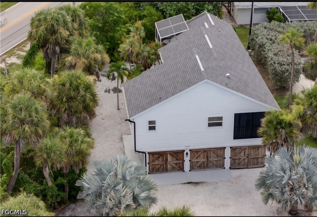 9214 Kincaid Court — photo
