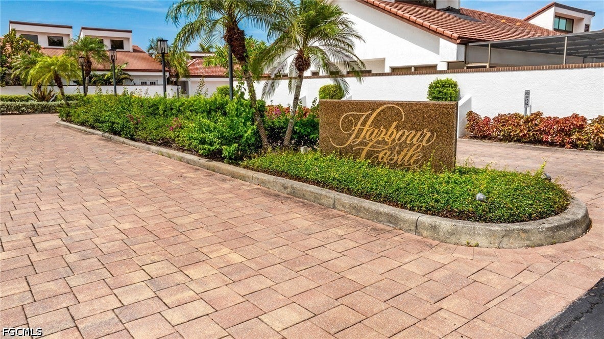 5501 Harbour Castle Drive — photo