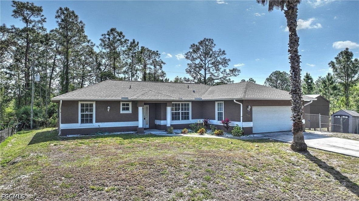 1708 Hibiscus Avenue — photo