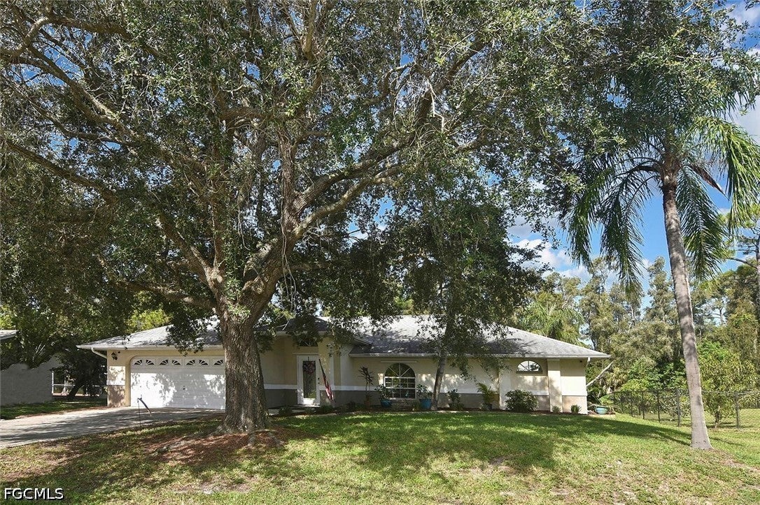 18674 Spruce Drive E — photo