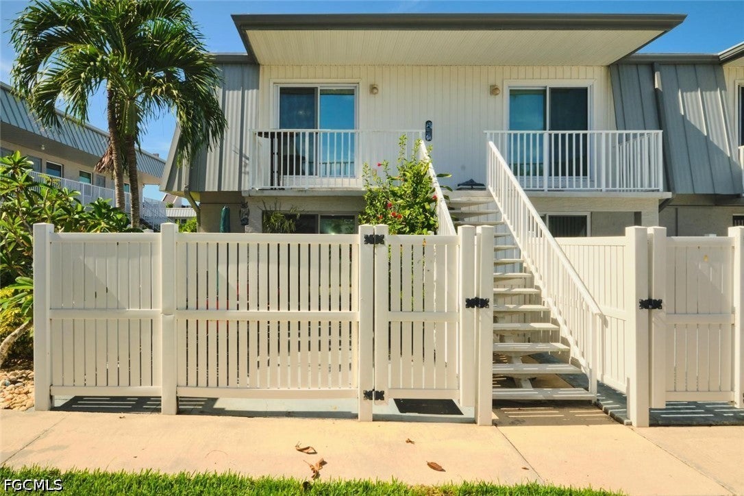 6777 Winkler Road 142 — photo
