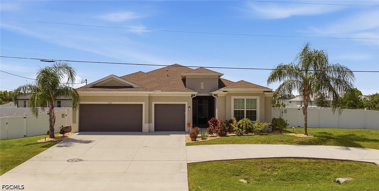 1262 N Gator Circle — photo
